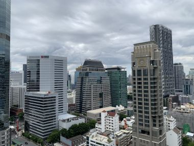 Foe sale at The Empire Place @ Sathorn Condo Style Chicago Art-Deco 1 Bedroom 1 Bathroom 8,900,000THB Transfer 50/50 Fully furnished