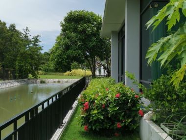 For sale House on Rama II road.  The grand Rama II