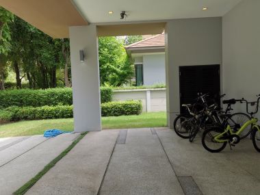 For sale House on Rama II road.  The grand Rama II