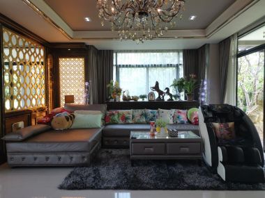 For sale House on Rama II road.  The grand Rama II