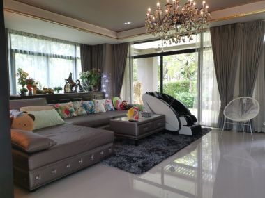 For sale House on Rama II road.  The grand Rama II