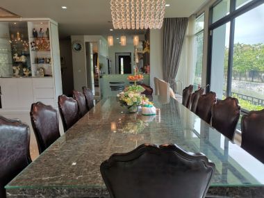For sale House on Rama II road.  The grand Rama II