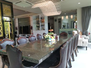 For sale House on Rama II road.  The grand Rama II