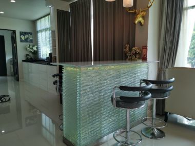 For sale House on Rama II road.  The grand Rama II