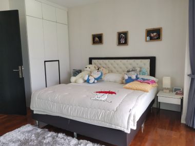 For sale House on Rama II road.  The grand Rama II