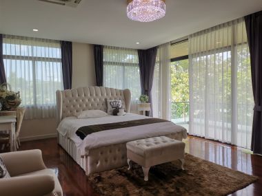 For sale House on Rama II road.  The grand Rama II