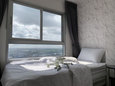 For Sale / For Rent Condo