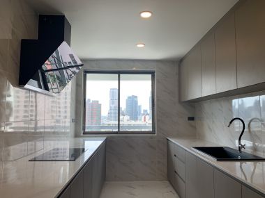 For rent at Royal Castle 3 Bedroom 3 Bathroom 60,000THB/month Fully furnished