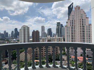 For rent at Royal Castle 3 Bedroom 3 Bathroom 60,000THB/month Fully furnished