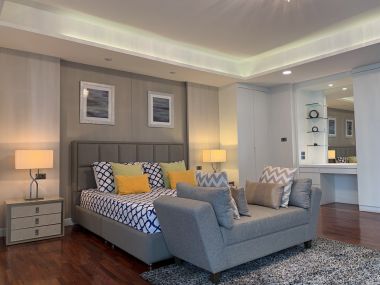 For sale! !! at Oriental Towers 3 Bedroom 3 Bathroom 38,000,000THB Transfer50/50 Fully furnished