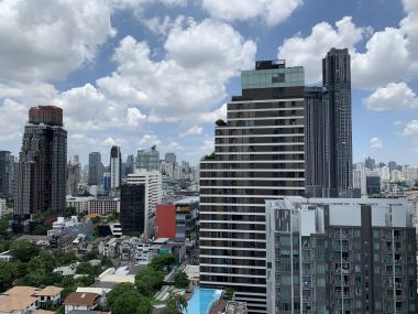 For sale! !! at Oriental Towers 3 Bedroom 3 Bathroom 38,000,000THB Transfer50/50 Fully furnished