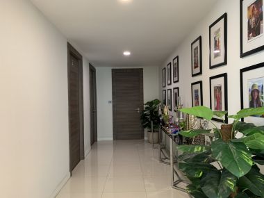 For sale! !! at Oriental Towers 3 Bedroom 3 Bathroom 38,000,000THB Transfer50/50 Fully furnished