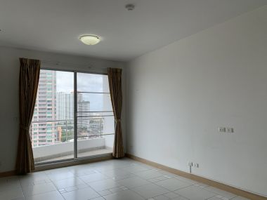 For sale! !! at Supalai River Place 3 Bedroom 3 Bathroom 3,000, 000THB Transfer50/50 Fully furnished