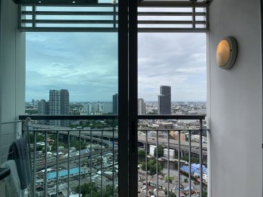 For rent at Aspire Sukhumvit 48 1 Bedroom 1 Bathroom 11,000/month Fully furnished