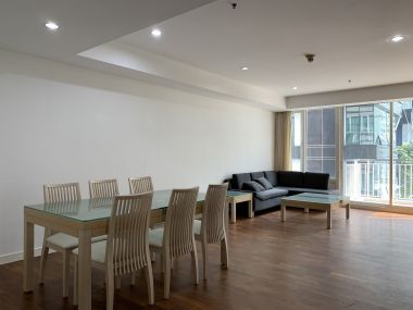 For rent at Baan Siri 24 1 Bedroom 1 Bathroom 85,000THB/month Fully furnished