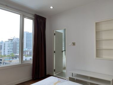 For rent at Baan Siri 24 1 Bedroom 1 Bathroom 85,000THB/month Fully furnished