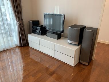 For rent at Baan Siri 24 2 Bedroom 2 Bathroom 60,000THB/month Fully furnished