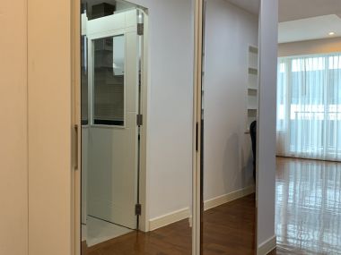 For rent at Baan Siri 24 2 Bedroom 2 Bathroom 60,000THB/month Fully furnished