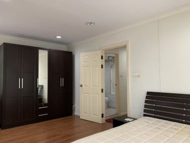 ขาย/เช่า  Lumpini Suite Sukhumvit 41 ขนาด 2 ห้องนอน 2 ห้องน้ำ 72ตรม. ใกล้ BTS พร้อมพงษ์ เฟอร์นิเจอร์ครบพร้อมเข้าอยู่