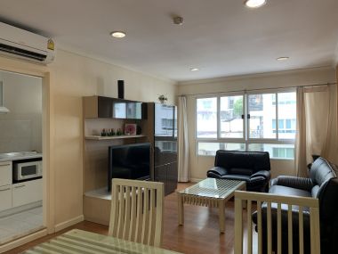 คอนโดให้เช่า Lumpini Suite Sukhumvit 41 ในราคาเพียง 25,000บาท/เดือน 1 ห้องนอน 41 ตรม. เฟอร์นิเจอร์ครบพร้อมเข้าอยู่