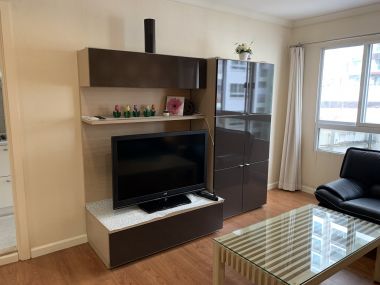 คอนโดให้เช่า Lumpini Suite Sukhumvit 41 ในราคาเพียง 25,000บาท/เดือน 1 ห้องนอน 41 ตรม. เฟอร์นิเจอร์ครบพร้อมเข้าอยู่