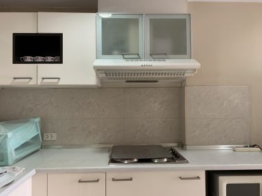 คอนโดให้เช่า Lumpini Suite Sukhumvit 41 ในราคาเพียง 25,000บาท/เดือน 1 ห้องนอน 41 ตรม. เฟอร์นิเจอร์ครบพร้อมเข้าอยู่