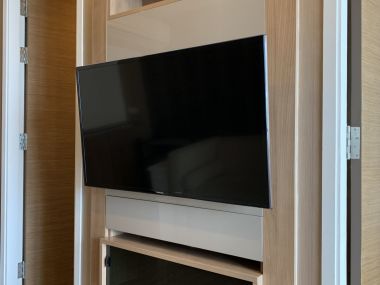 For sale at Rhythm Sukhumvit 50 1 Bedroom 1 Bathroom 5,800,000THB Fully furnished (can negotiate)