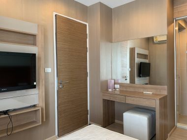 For sale at Rhythm Sukhumvit 50 1 Bedroom 1 Bathroom 5,800,000THB Fully furnished (can negotiate)