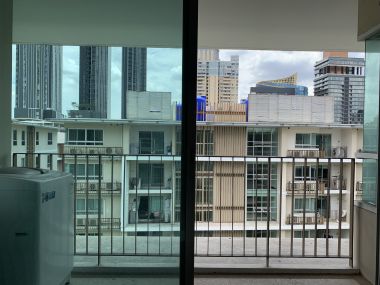 (ขาย!) The Clover Thonglor 2 ห้องนอน 2 ห้องน้ำ 76 ตรม. เพียง 8.2 รวมทุกอย่าง เฟอร์นิเจอร์ครบพร้อมเข้าอยู่