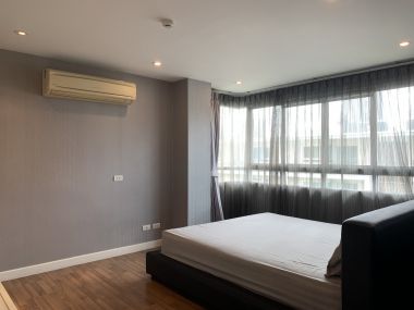 (ขาย!) The Clover Thonglor 2 ห้องนอน 2 ห้องน้ำ 76 ตรม. ใกล้ BTS ทองหล่อ เฟอร์นิเจอร์ครบพร้อมเข้าอยู่