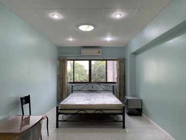 ** Hot Deal! ** For sale at Thonglor Tower 2,700,000THB 2 Bedroom 1 Bathroom Fully furnished