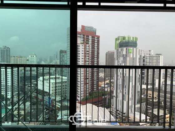 For sale/Rent at Life Sukhumvit 48 1 Bedroom 1 Bathroom 5,000,000THB Fully furnished