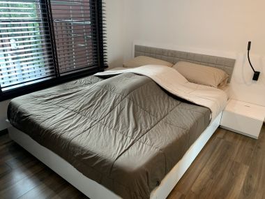 For rent at Wyne by Sansiri 1 Bedroom 1 Bathroom size 38 sqm. 6th Floor 15,000THB/month Fully furnished