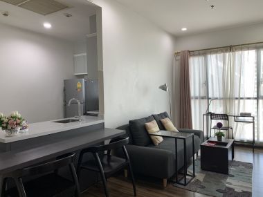 For rent at Wyne by Sansiri 1 Bedroom 1 Bathroom size 40 sqm. 18th Floor 17,000THB/month Fully furnished