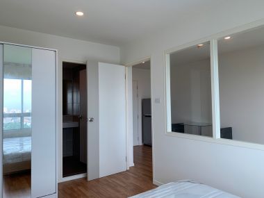 คอนโดให้เช่าลุมพินี วิลล์ พัฒนาการ - ศรีนครินทร์ ขนาด 1 ห้องนอน 34 ตรม.  เฟอร์นิเจอร์ครบพร้อมเข้าอยู่