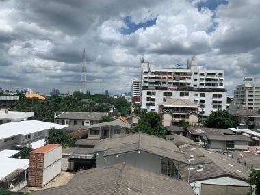 For rent Sailom Condo, fully furnished, ready to move in