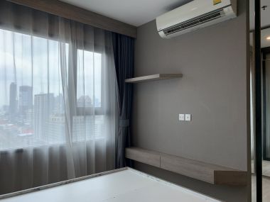 For sale at Life Asoke 1 Bedroom 1 Bathroom 5,650,000MB Fully furnished