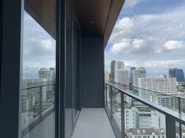 For sale/rent at Khun by Yoo Thonglor 25,000,000 Floor 16th 1 Bedroom 1 Bathroom 48.83 sqm. 65,000 THB/Month Fully furnished