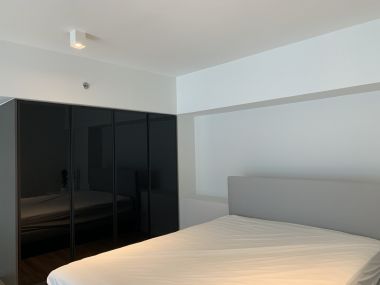 คอนโดให้เช่า The Lofts Silom  Duolex 1 ห้องนอน 1 ห้องน้ำ 34 ตรม. เฟอร์นิเจอร์ครบพร้อมเข้าอยู่ (ราคาต่อรองได้)