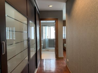 ปล่อยเช่า! 33 Tower ในราคาเพียง 40,000บาท/เดือน 2 ห้องนอน 2 ห้องน้ำ 175ตรม. ใกล้ BTS พร้อมพงษ์ เฟอร์นิเจอร์ครบพร้อมเข้าอยู่