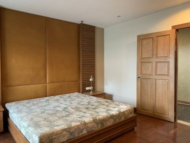 ปล่อยเช่า! 33 Tower ในราคาเพียง 40,000บาท/เดือน 2 ห้องนอน 2 ห้องน้ำ 175ตรม. ใกล้ BTS พร้อมพงษ์ เฟอร์นิเจอร์ครบพร้อมเข้าอยู่