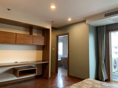 ปล่อยเช่า! 33 Tower ในราคาเพียง 40,000บาท/เดือน 2 ห้องนอน 2 ห้องน้ำ 175ตรม. ใกล้ BTS พร้อมพงษ์ เฟอร์นิเจอร์ครบพร้อมเข้าอยู่