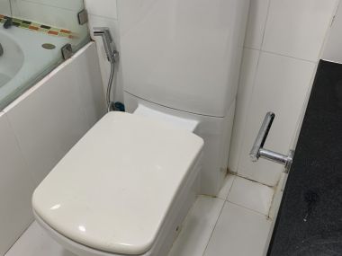 คอนโดให้เช่า Urbana Sukhumvit 15 เพียง 35,000บาท/เดือน 2 ห้องนอน 2 ห้องน้ำ 100ตรม. ใกล้ MRT ห้วยขวาง เฟอร์นิเจอร์ครบพร้อมเข้าอยู่