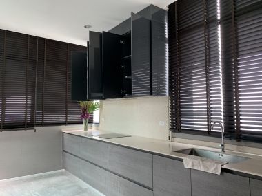 คอนโดให้เช่า The Capital เอกมัย-ทองหล่อ (Penthouse) 2 ห้องนอน 2 ห้องน้ำ 175 ตารางเมตร เฟอร์นิเจอร์ครบพร้อมเข้าอยู่ (ราคาต่อรองได้)