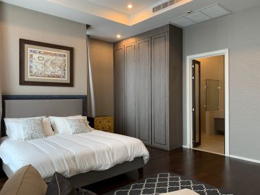 คอนโดให้เช่า The Capital เอกมัย-ทองหล่อ (Penthouse) 2 ห้องนอน 2 ห้องน้ำ 175 ตารางเมตร เฟอร์นิเจอร์ครบพร้อมเข้าอยู่ (ราคาต่อรองได้)