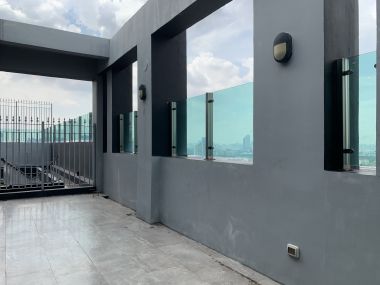 คอนโดให้เช่า The Capital เอกมัย-ทองหล่อ (Penthouse) 2 ห้องนอน 2 ห้องน้ำ 175 ตารางเมตร เฟอร์นิเจอร์ครบพร้อมเข้าอยู่ (ราคาต่อรองได้)