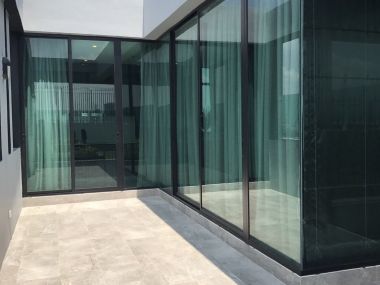 คอนโดให้เช่า The Capital เอกมัย-ทองหล่อ (Penthouse) 2 ห้องนอน 2 ห้องน้ำ 175 ตารางเมตร เฟอร์นิเจอร์ครบพร้อมเข้าอยู่ (ราคาต่อรองได้)