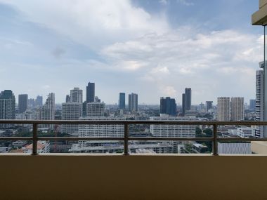 For rent at Hampton Thonglor 10 3 Bedroom 3 Bathroom  80,000THB/month Fully furnished