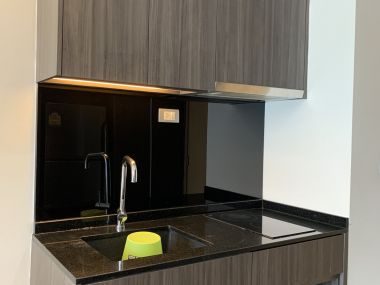 ปล่อยเช่า VIA 49 ใกล้รถไฟฟ้า BTS ทองหล่อ 1 ห้องนอน 1 ห้องน้ำ 50 ตาราง เฟอร์นิเจอร์ครบพร้อมเข้าอยู่