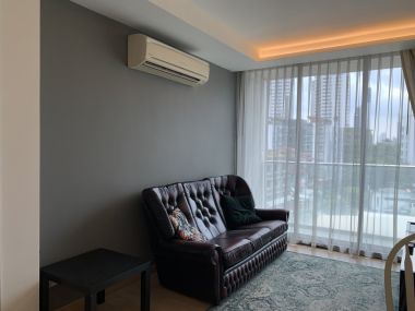 ปล่อยเช่า VIA 49 ใกล้รถไฟฟ้า BTS ทองหล่อ 1 ห้องนอน 1 ห้องน้ำ 50 ตาราง เฟอร์นิเจอร์ครบพร้อมเข้าอยู่